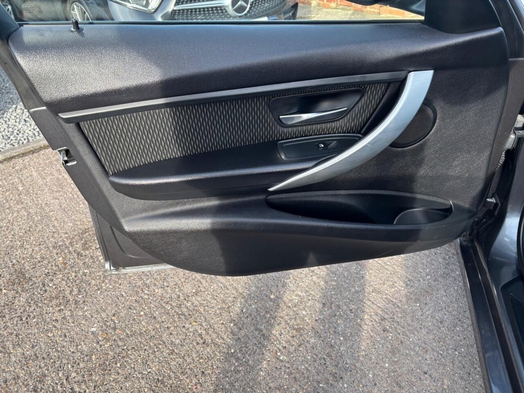 Used BMW 3 Series 2012 for sale - 77594417: Photo 18