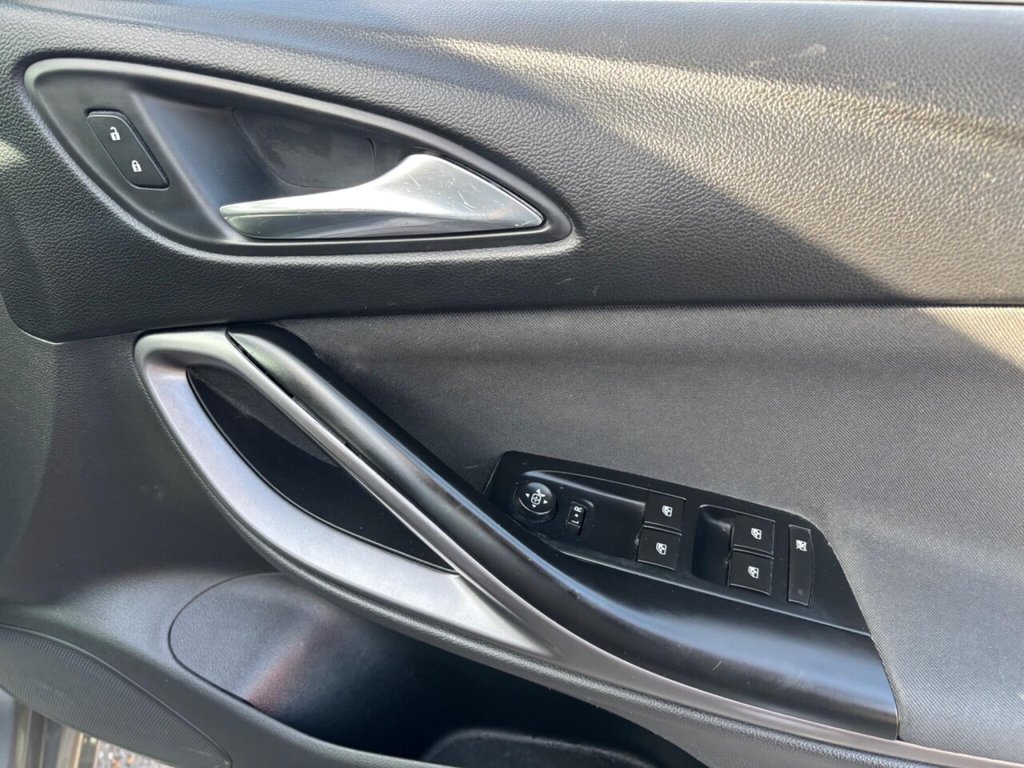 Used Vauxhall Astra 2016 for sale - 77936876: Photo 12