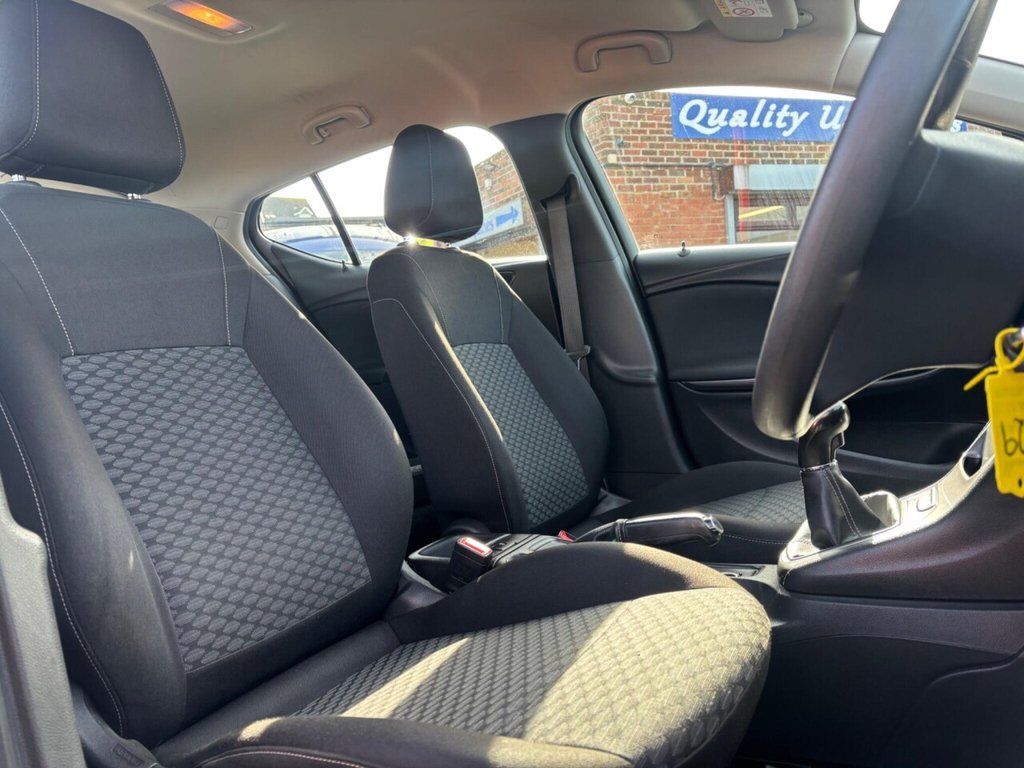 Used Vauxhall Astra 2016 for sale - 77936876: Photo 16