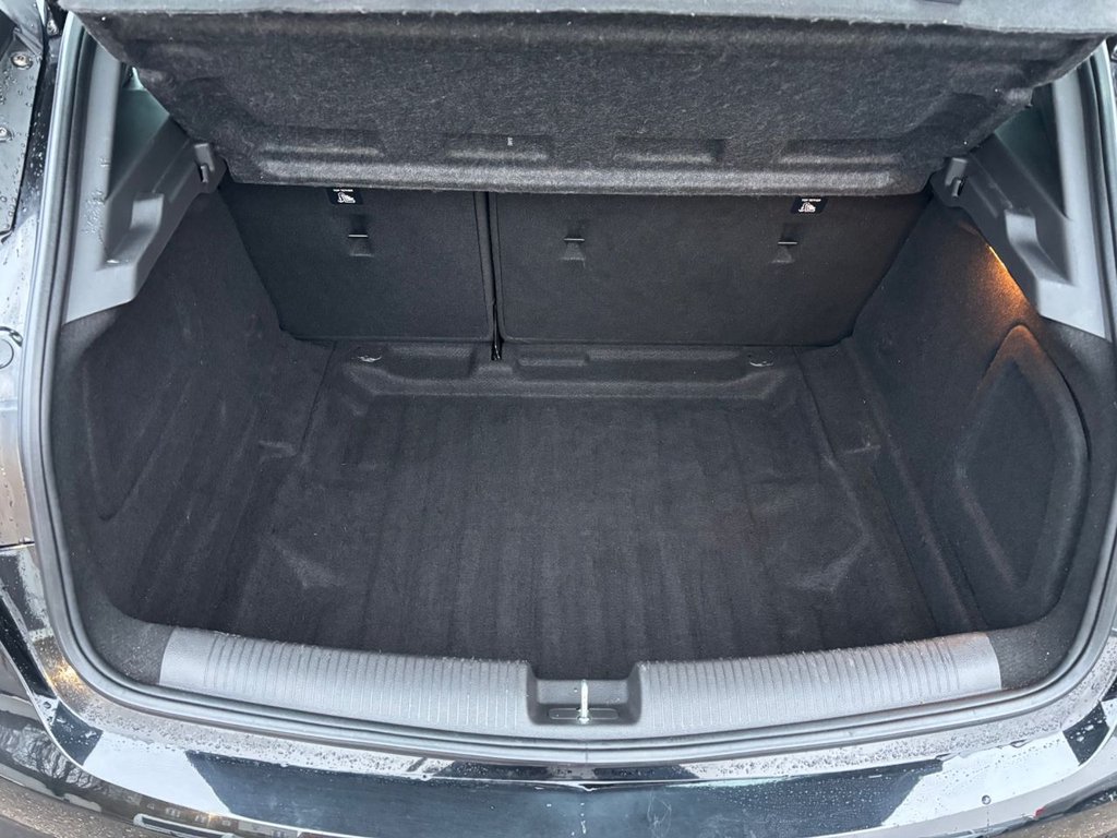 Used Vauxhall Astra 2017 for sale - 77250703: Photo 16