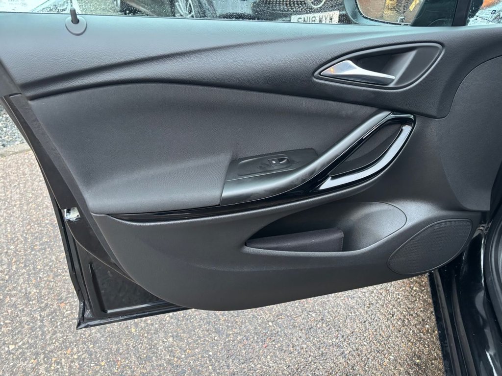 Used Vauxhall Astra 2017 for sale - 77250703: Photo 18