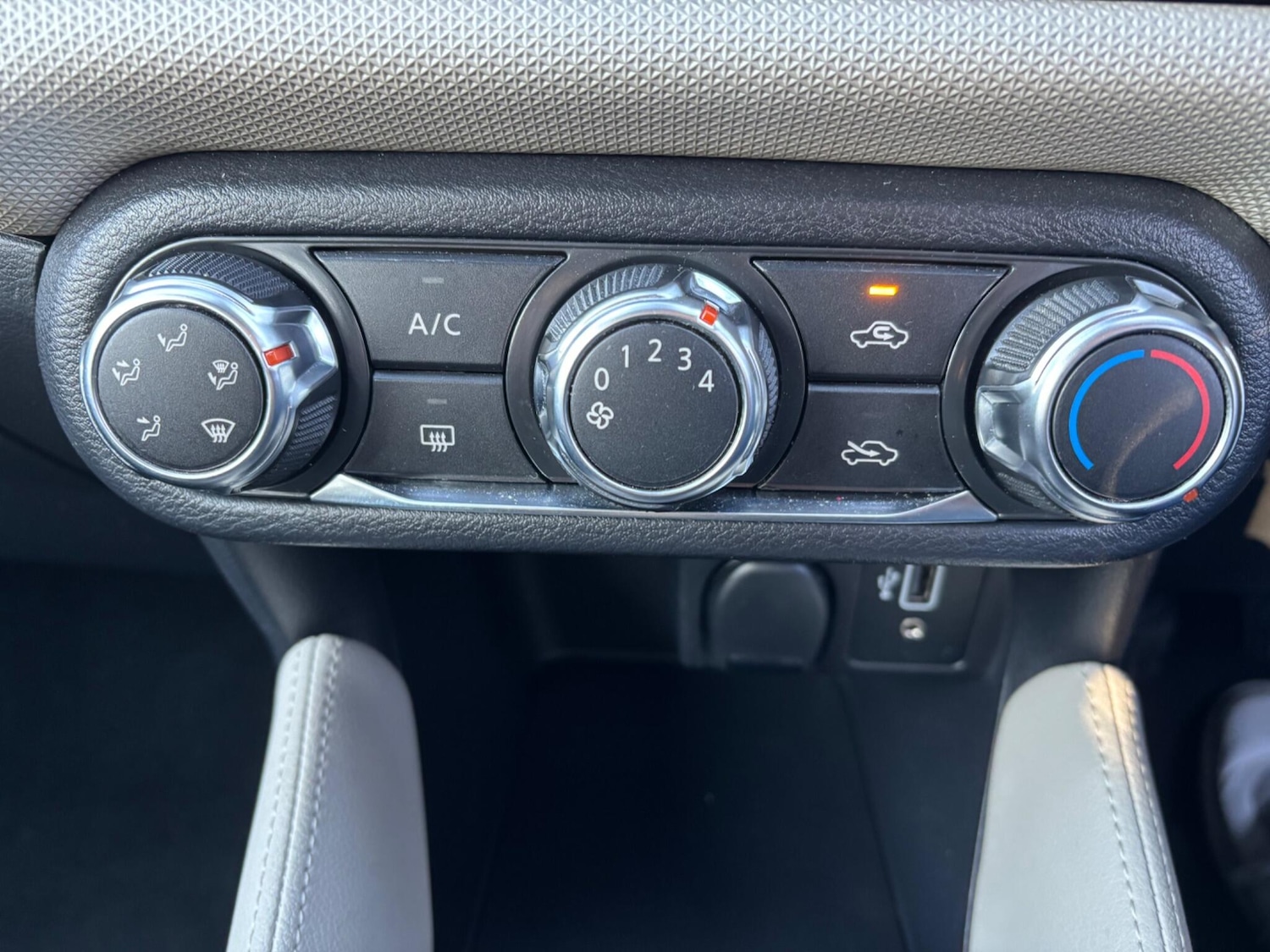 Used Nissan Micra 2019 for sale - 76657037: Photo 27