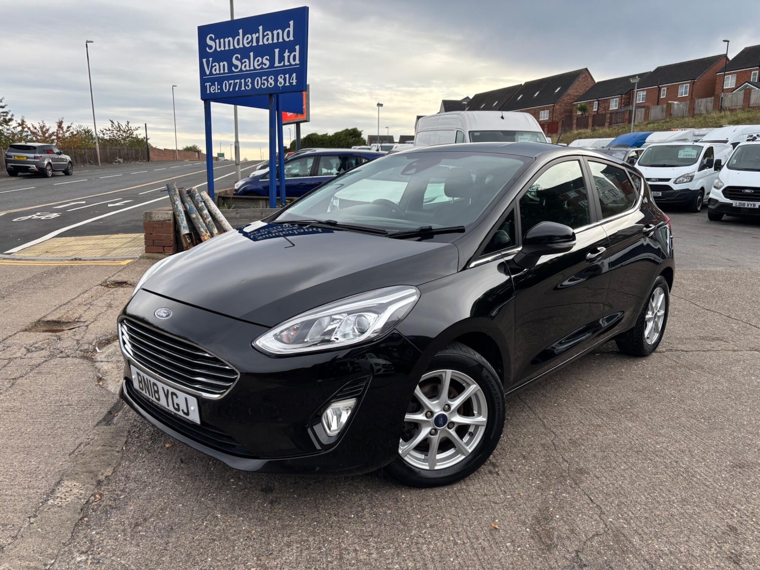 Used Ford Fiesta 2018 for sale - 76247136: Photo 1