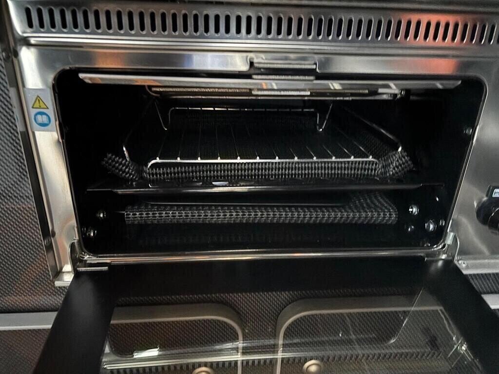 Used Volkswagen Transporter 2018 for sale - 77693649: Photo 39