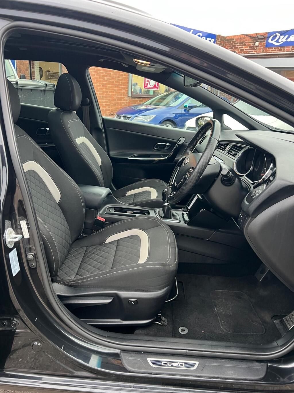 Used Kia Ceed 2018 for sale - 76945340: Photo 16