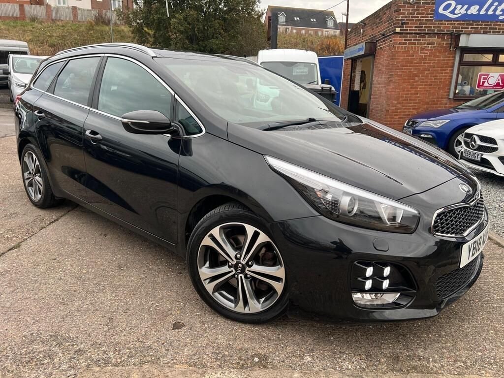 Used Kia Ceed 2018 for sale - 76945340: Photo 2