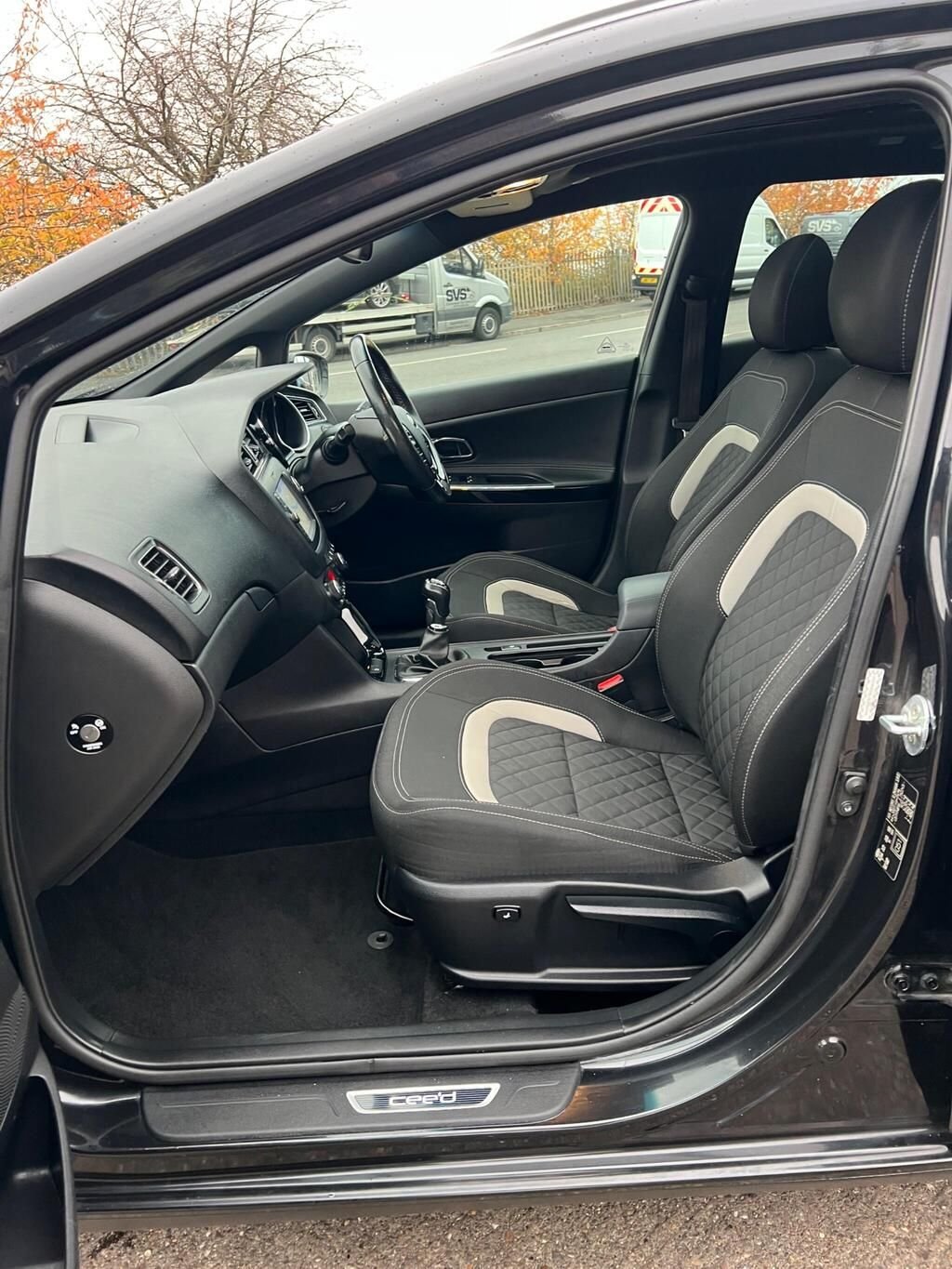 Used Kia Ceed 2018 for sale - 76945340: Photo 30