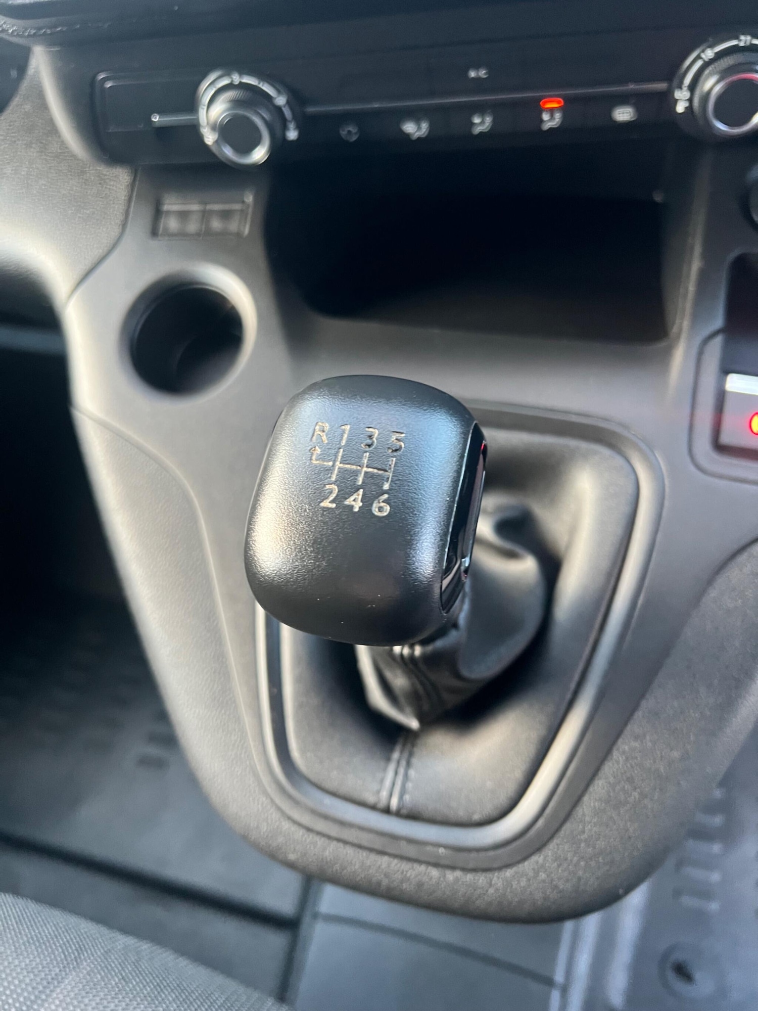 Used Peugeot Partner 2022 for sale - 76898594: Photo 18