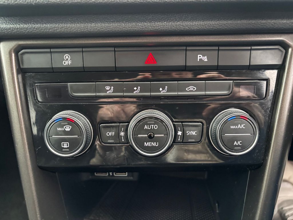 Used Volkswagen T-Roc 2018 for sale - 77188773: Photo 30