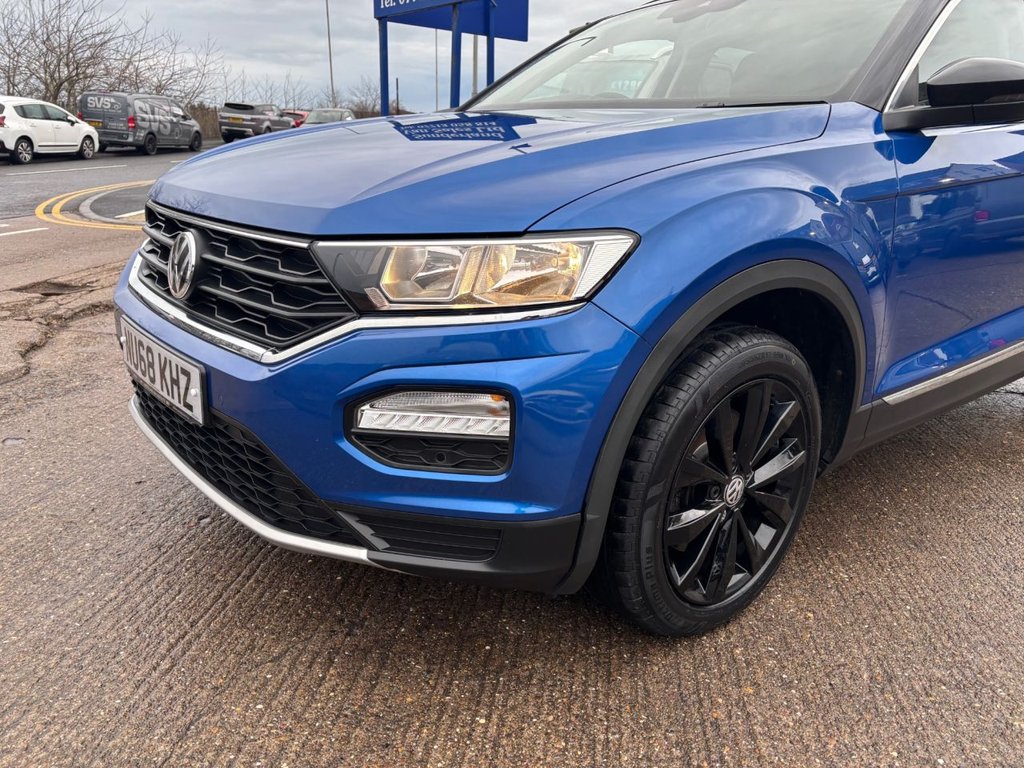 Used Volkswagen T-Roc 2018 for sale - 77188773: Photo 6