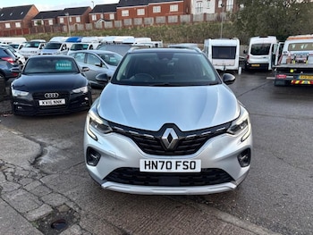 Used Renault Captur 2020 for sale - 76945353: Photo