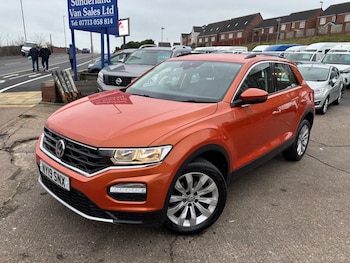 Used Volkswagen T-Roc 2019 for sale - 77038352: Photo