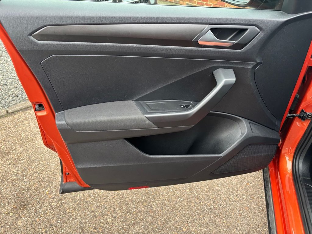 Used Volkswagen T-Roc 2019 for sale - 77038352: Photo 25