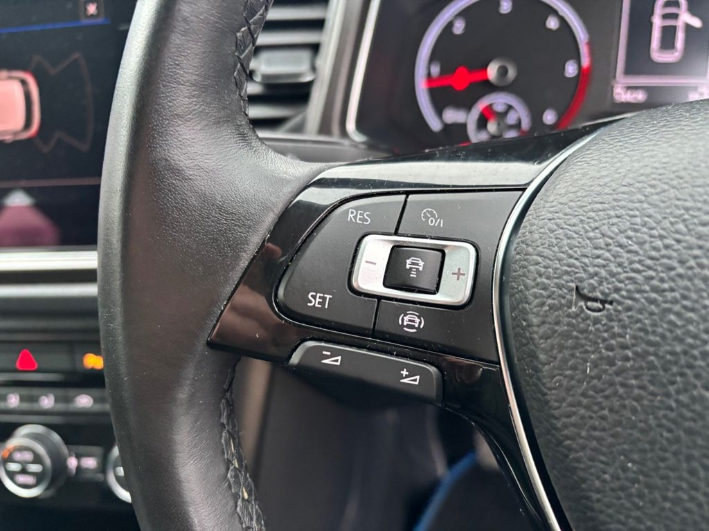 Used Volkswagen T-Roc 2019 for sale - 77038352: Photo 28