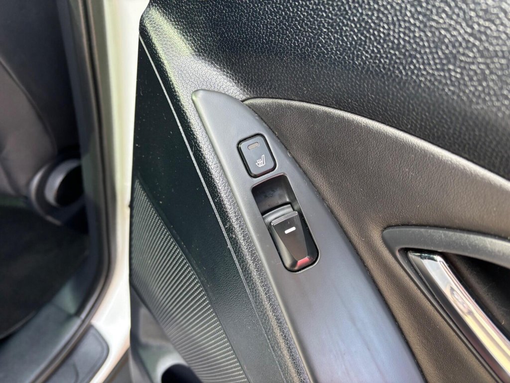 Used Hyundai Ix35 2012 for sale - 77936760: Photo 17