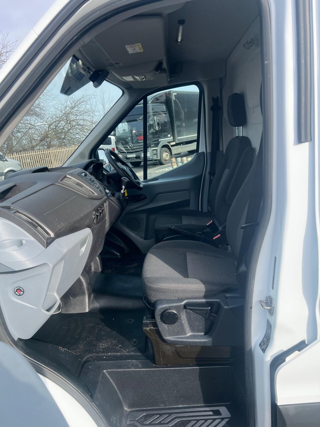 Used Ford Transit 2018 for sale - 77614269: Photo 18