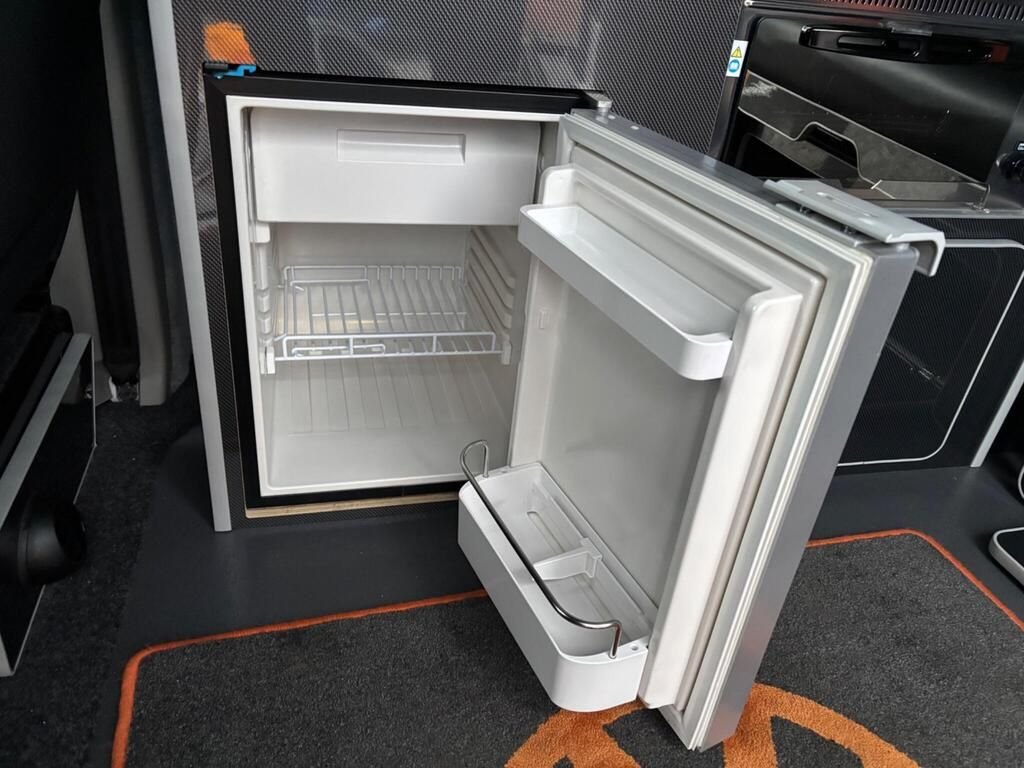 Used Volkswagen Transporter 2018 for sale - 76945385: Photo 27