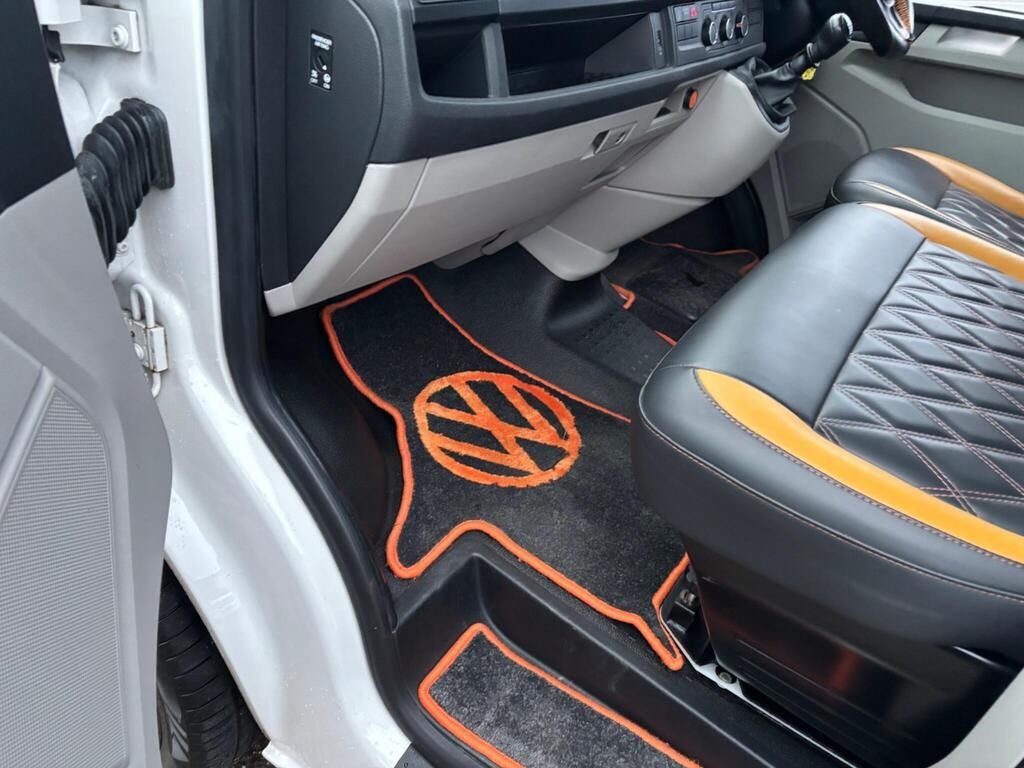 Used Volkswagen Transporter 2018 for sale - 76945385: Photo 32