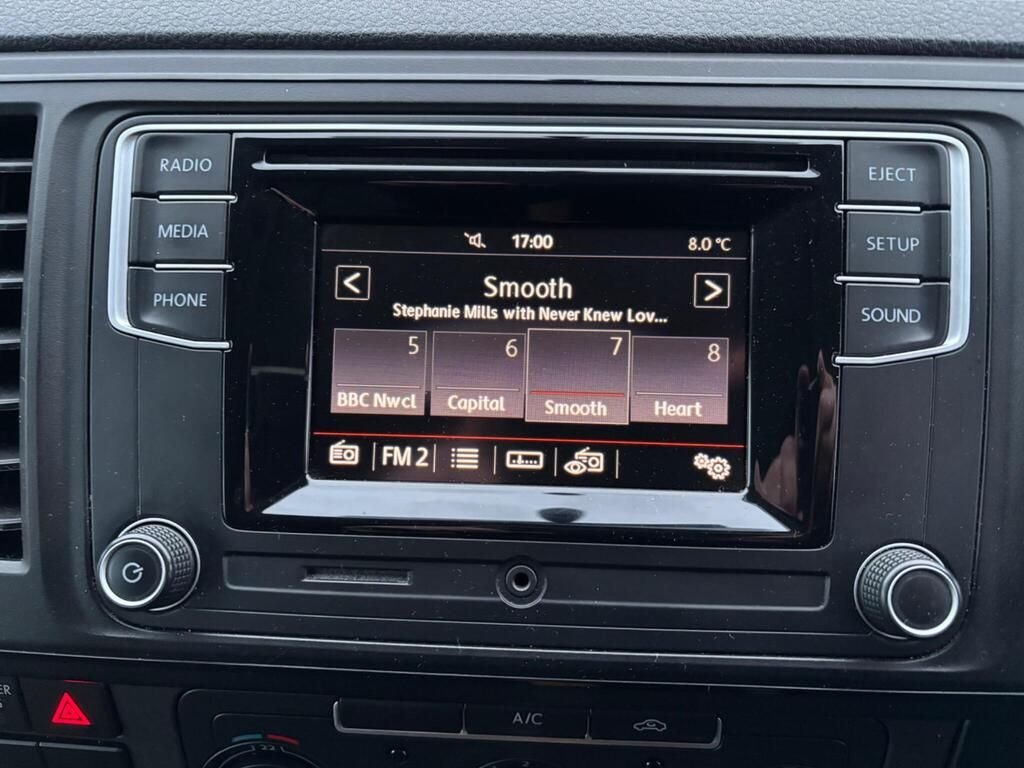 Used Volkswagen Transporter 2018 for sale - 76945385: Photo 38