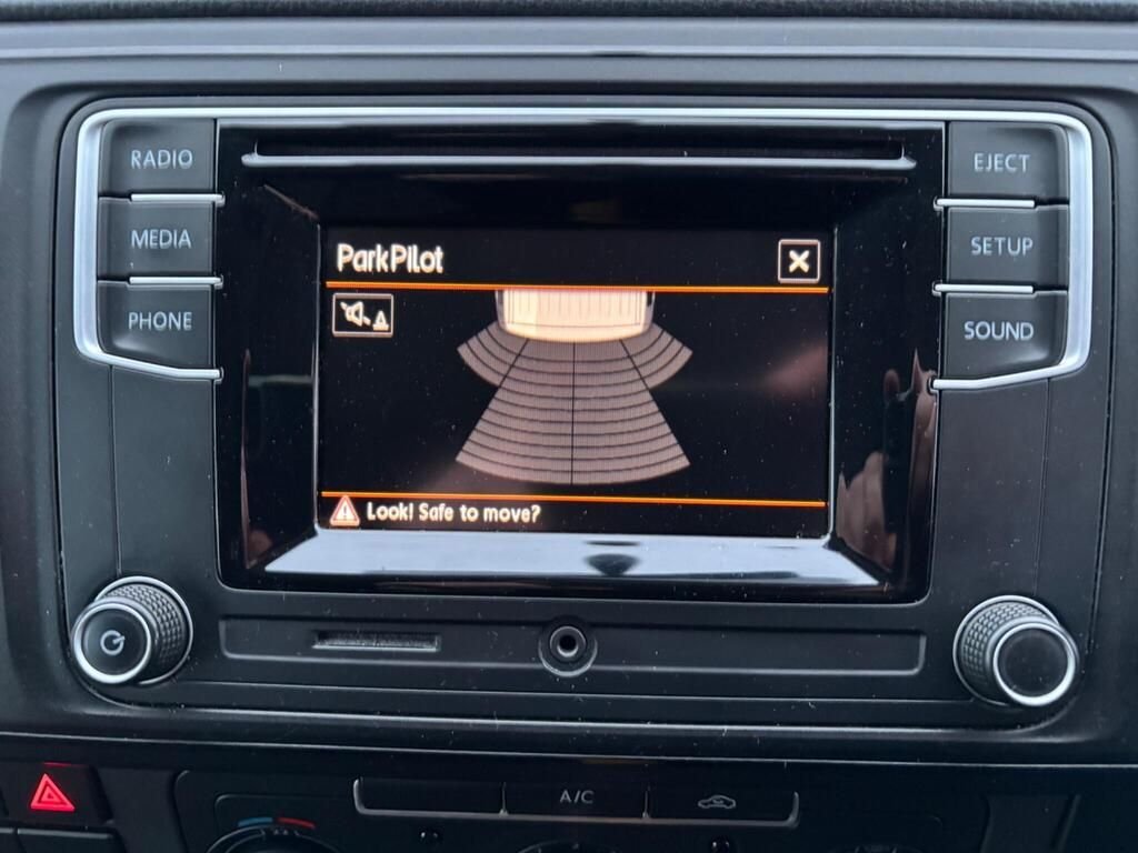 Used Volkswagen Transporter 2018 for sale - 76945385: Photo 40