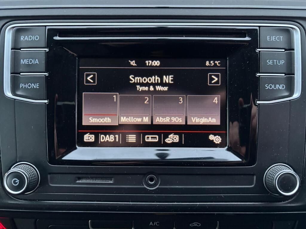 Used Volkswagen Transporter 2018 for sale - 76945385: Photo 42