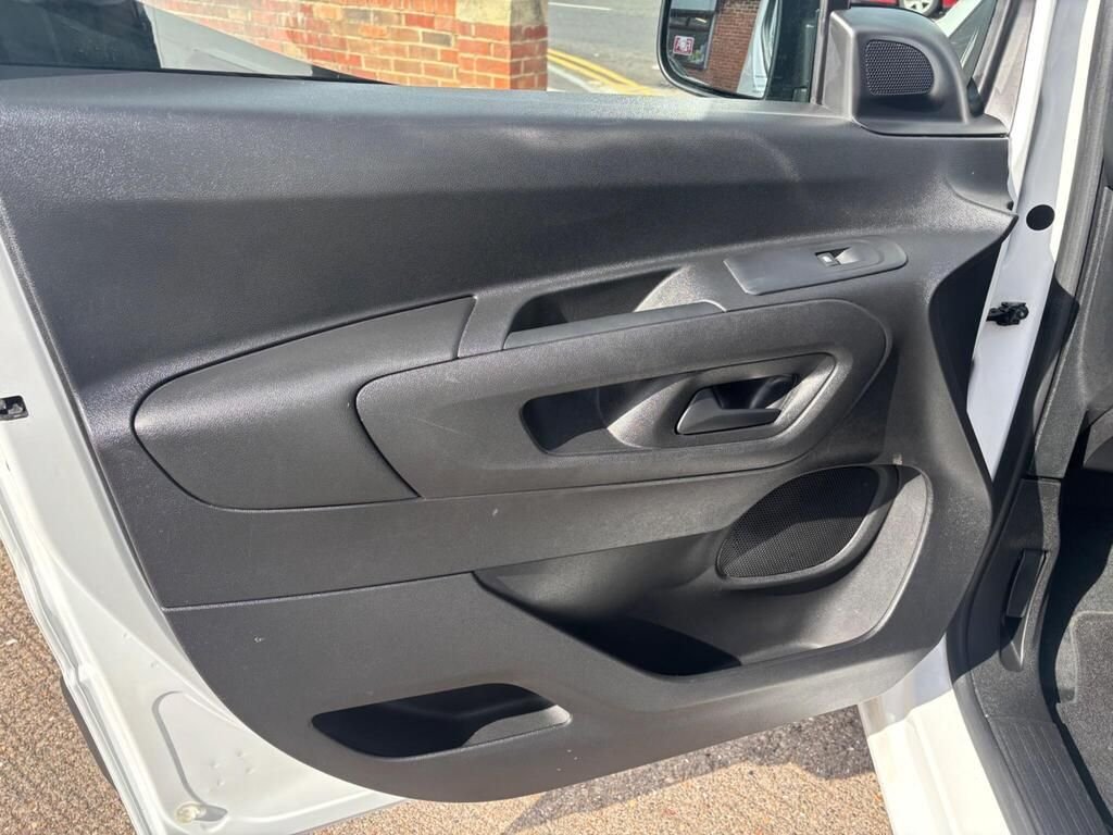 Used Peugeot Partner 2021 for sale - 76945357: Photo 19