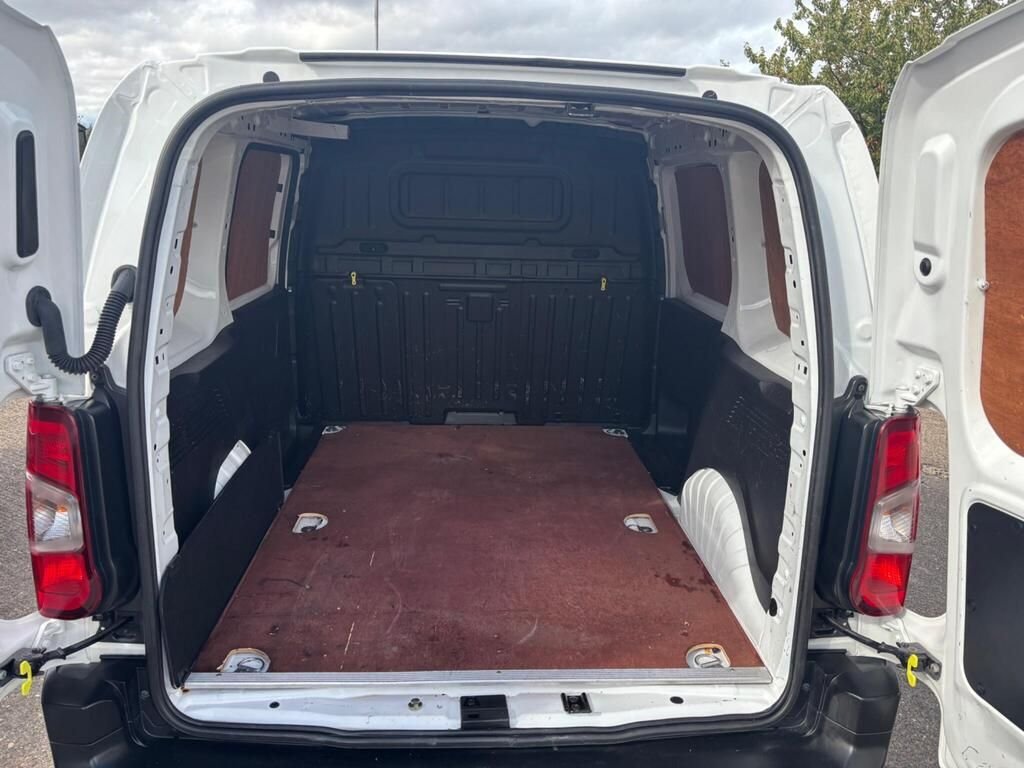 Used Peugeot Partner 2021 for sale - 76945357: Photo 25