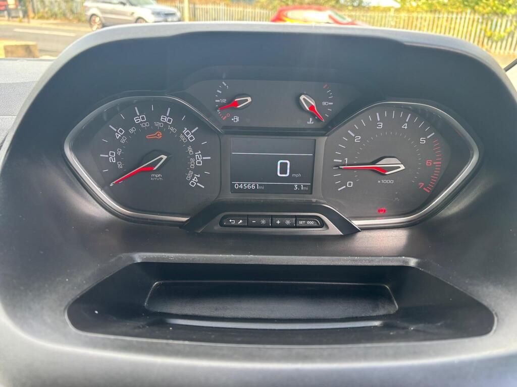 Used Peugeot Partner 2021 for sale - 76945357: Photo 30