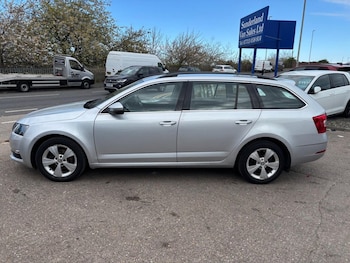 Used Skoda Octavia 2019 for sale - 78401839: Photo