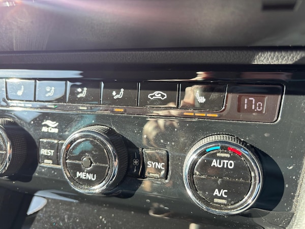 Used Skoda Superb 2019 for sale - 76072254: Photo 34