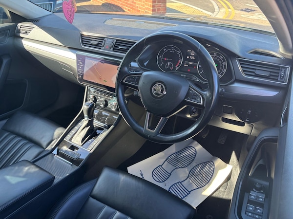 Used Skoda Superb 2019 for sale - 76072254: Photo 9