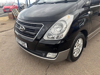 Used Hyundai i800 2017 for sale - 77621422: Photo