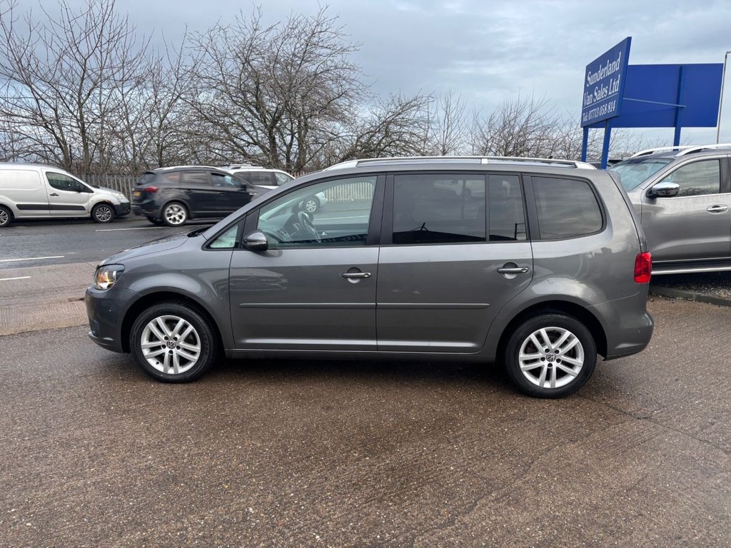 Used Volkswagen Touran 2015 for sale - 77188520: Photo 2