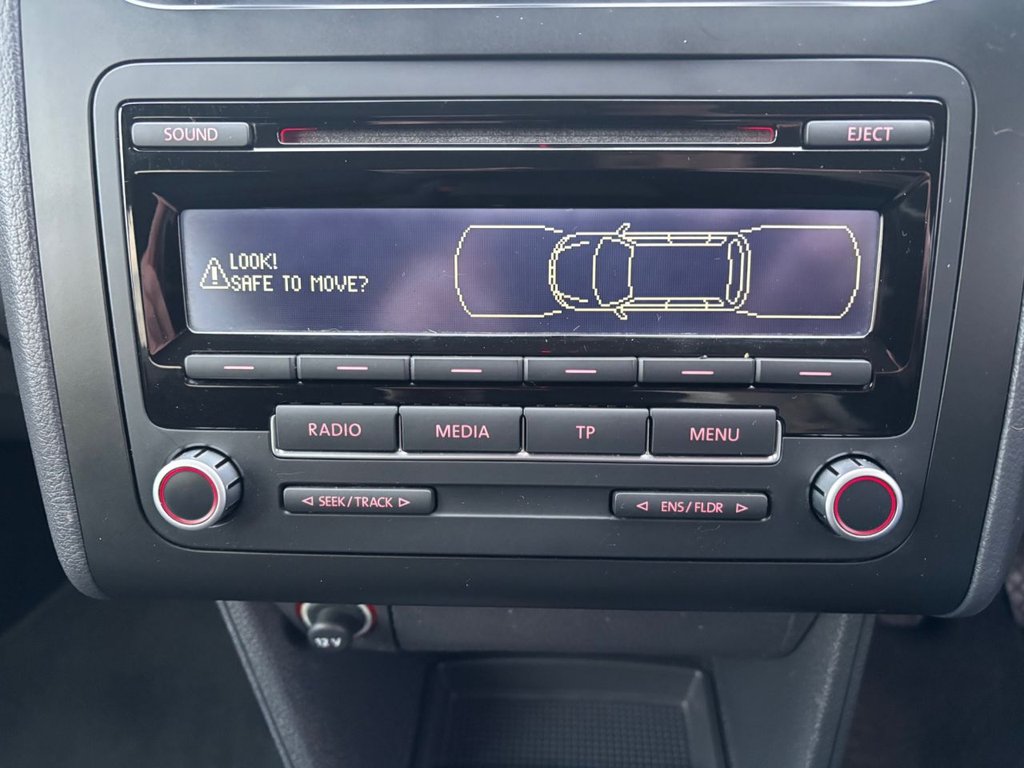 Used Volkswagen Touran 2015 for sale - 77188520: Photo 29