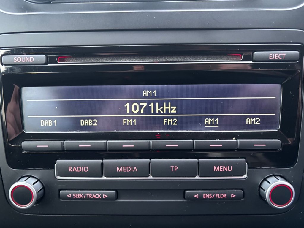 Used Volkswagen Touran 2015 for sale - 77188520: Photo 32