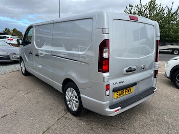 Used Vauxhall Vivaro 2018 for sale - 75511263: Photo