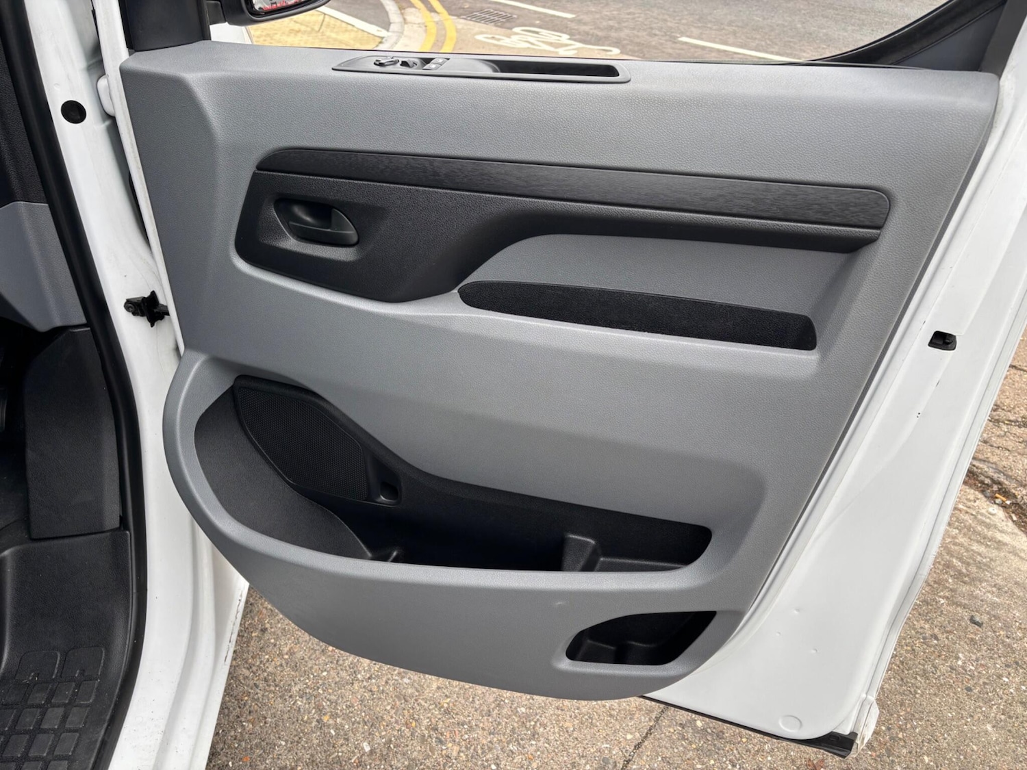 Used Vauxhall Vivaro 2022 for sale - 76371532: Photo 12