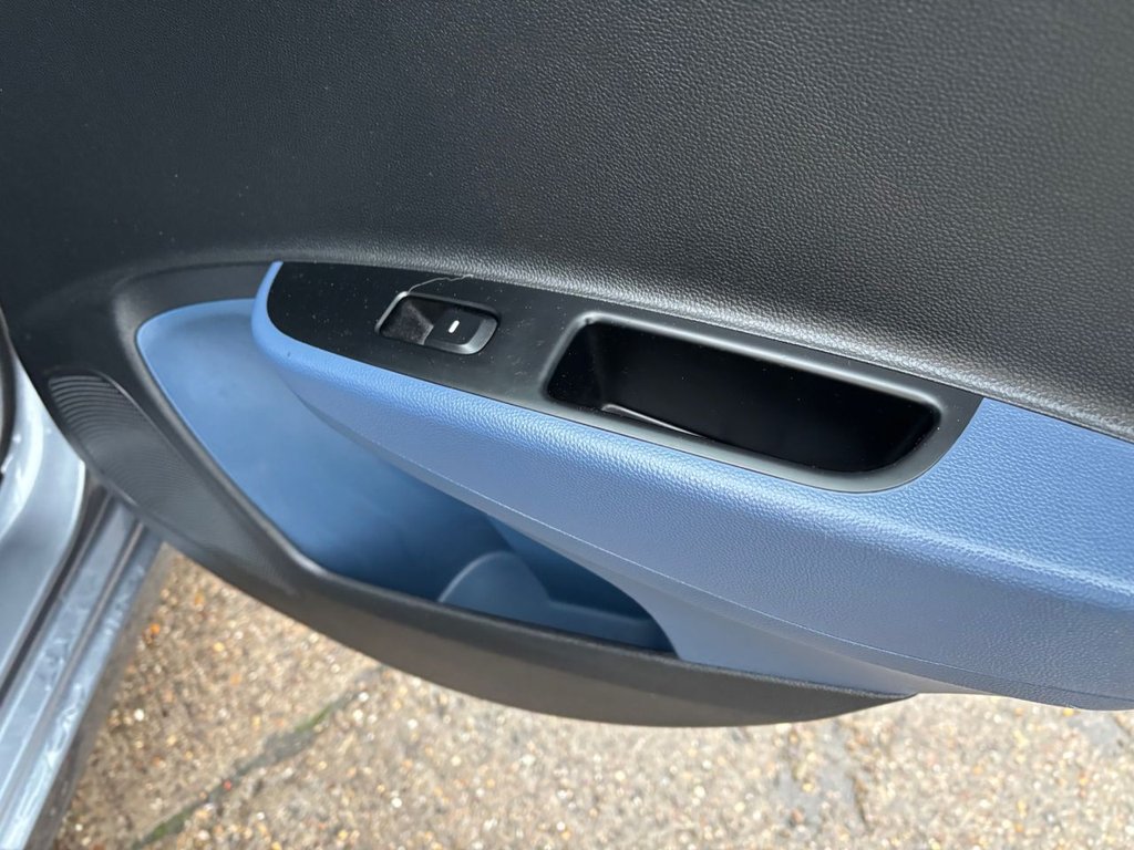 Used Hyundai i10 2014 for sale - 77027318: Photo 14