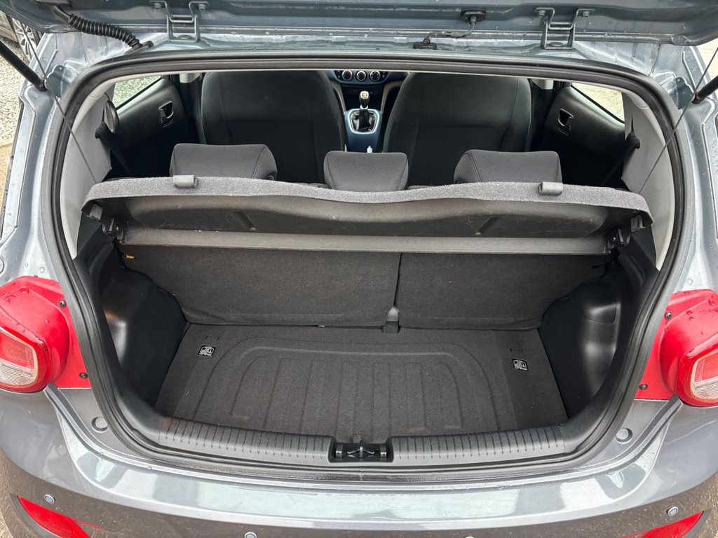 Used Hyundai i10 2014 for sale - 77027318: Photo 17