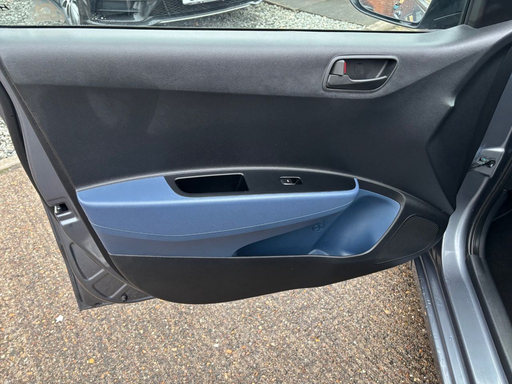 Used Hyundai i10 2014 for sale - 77027318: Photo 20