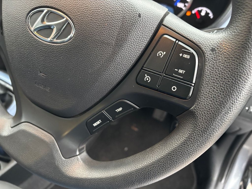 Used Hyundai i10 2014 for sale - 77027318: Photo 23
