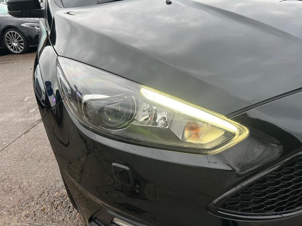 Used Ford Focus 2016 for sale - 76945380: Photo 11