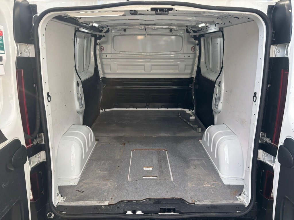 Used Vauxhall Vivaro 2018 for sale - 78030834: Photo 10