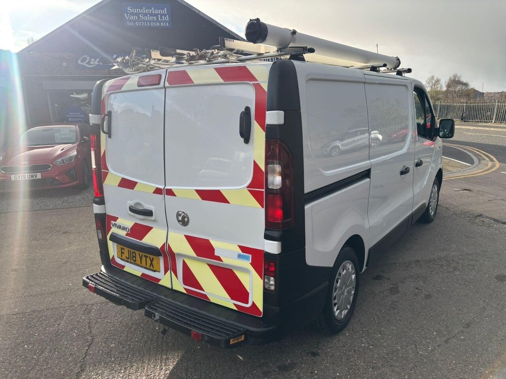Used Vauxhall Vivaro 2018 for sale - 78030834: Photo 4