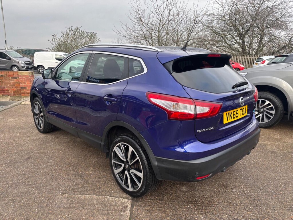 Used Nissan Qashqai 2015 for sale - 77498917: Photo 11