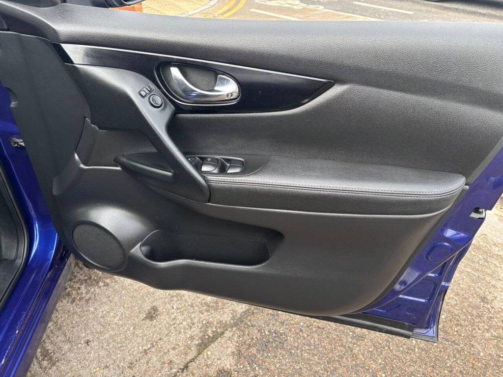 Used Nissan Qashqai 2015 for sale - 77498917: Photo 20