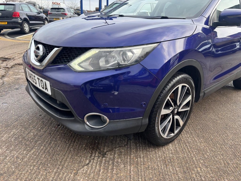Used Nissan Qashqai 2015 for sale - 77498917: Photo 3