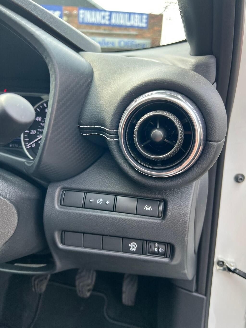 Used Nissan Juke 2023 for sale - 76945348: Photo 24