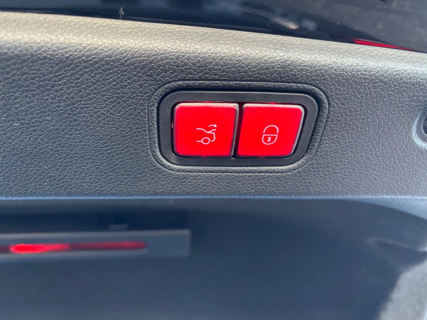 Used Mercedes-Benz CLS 2018 for sale - 76839596: Photo 23