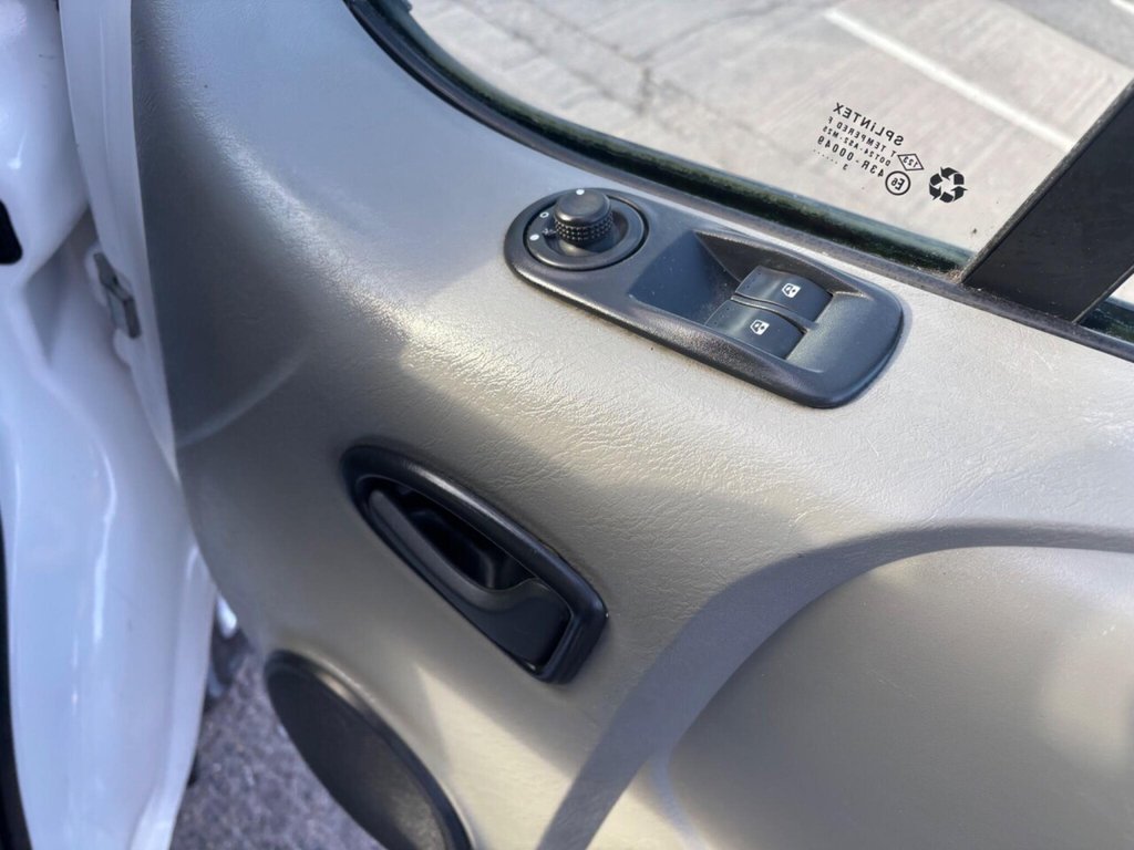 Used Nissan Primastar 2014 for sale - 77703898: Photo 16